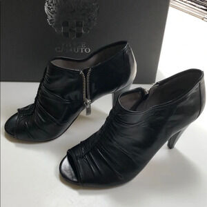 Vince Camuto Peekaboo Heals